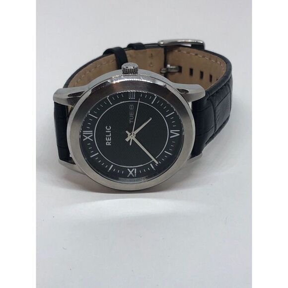 Relic ZR77267 Men's Black Leather Analog Black Dial Quartz Genuine Watch HO184 - Picture 5 of 9